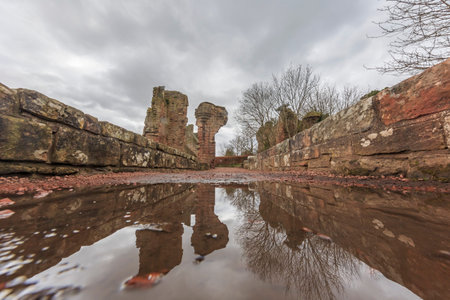 The historical Rosslyn Castle at Edinburgh, Scotlandのeditorial素材