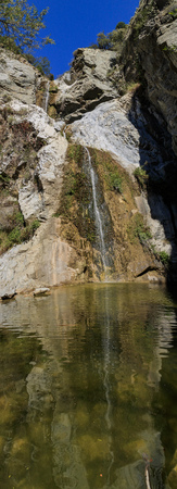 The beautiful waterfall of Fish Canyon Falls Trail, Los Angelesの写真素材