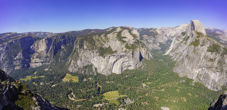 The landscape of Glacier Point in Yosemite National Parkの写真素材