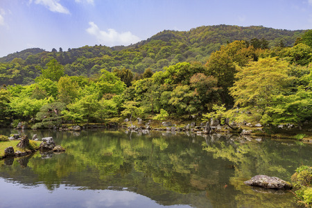 Garden with pond in front of Tenryu-ji Temple at Arashiyama, Kyoto, Japanのeditorial素材