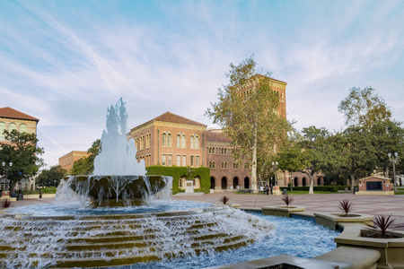 Los Angeles, DEC 9: Torjan Status at the campus of the University of Southern California on DEC 9, 2016 at Los Angelesのeditorial素材