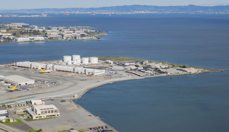 San Francisco, DEC 16: Airplane, airport and bay area at San Francisco Airport, Californiaのeditorial素材