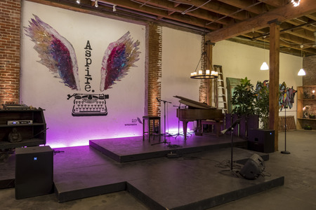 Los Angeles, JAN 16: The interior of the Art District CO-OP on JAN 16, 2017 at Los Angeles, Californiaのeditorial素材
