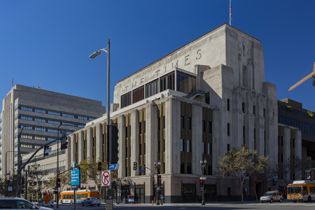Los Angeles, NOV 8: Morning view of Los Angeles's The Times building on NOV 8, 2014 at Los Angeles, Californiaのeditorial素材
