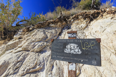 The sign in the Switzer Falls Trail, Los Angeles, Californiaのeditorial素材