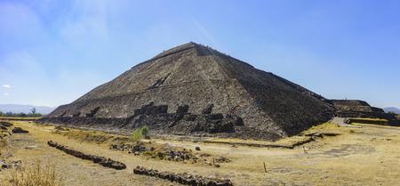 The famous and historical Pyramid of the Sun in Teotihuacan, Mexicoのeditorial素材