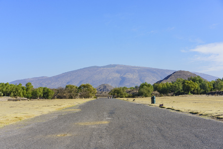 The famous and historical Pyramid of the Sun and the Moon in Teotihuacan, Mexicoのeditorial素材