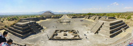 Aerial view of the famous and historical Pyramid of the Moon in Teotihuacan, Mexicoのeditorial素材