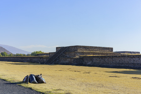 The famous and historical Avenue of the Dead in Teotihuacan, Mexicoのeditorial素材