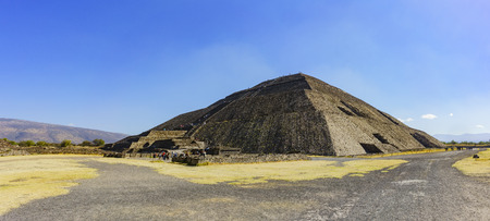 The famous and historical Pyramid of the Sun in Teotihuacan, Mexicoのeditorial素材