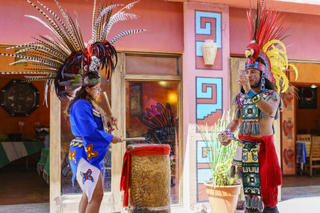 Teotihuacan, FEB 17: Traditional performance dressed up in Indian on FEB 17, 2017 at Teotihuacan, Mexicoのeditorial素材