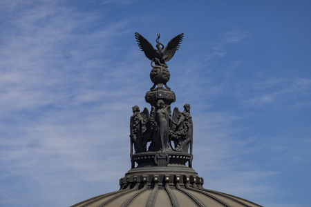 Morning view of the Palace of Fine Arts, Cathedral of Art in Mexico Cityのeditorial素材