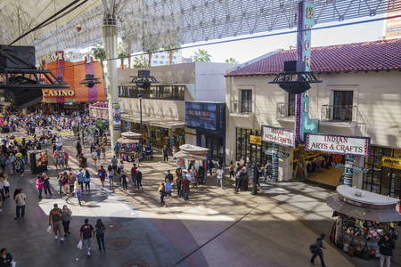 Las Vegas, APR 29: Afternoon view of Fremont Street Experience on APR 29, 2017 at Las Vegas, Nevadaのeditorial素材