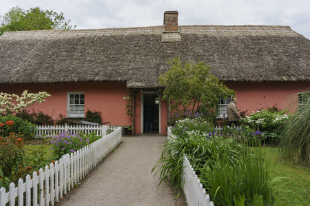 Clare, May 7: Traditional house in the historical Bunratty Castle & Folk Park on MAY 7, 2017 at County Clare, Irelandのeditorial素材