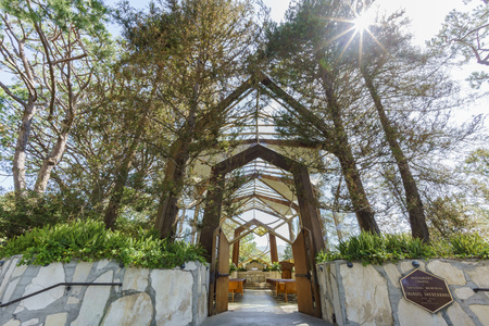 The beautiful Glass Church - Wayfarers Chapel at Rancho Palos Verdes, Californiaのeditorial素材