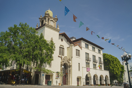Los Angeles, APR 11: Exterior view of La Plaza United Methodist Church on APR 11, 2017 at Los Angeles, Californiaのeditorial素材