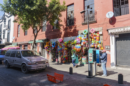 Puebla, FEB 18: Vendors and the market on FEB 18, 2017 at Puebla, Mexicoのeditorial素材