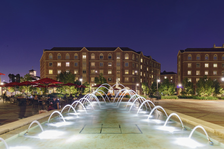 Los Angeles, OCT 8: Night view of the beautiful Hecuba Queen of Troy of USC Village on OCT 8, 2017 at Los Angeles, California, United Statesのeditorial素材