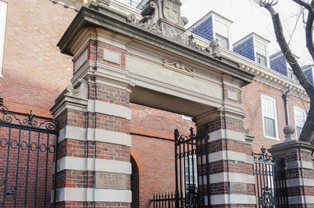 Boston, JAN 26: The famous Enter To Grow in Wisdom gate of Harvard University on JAN 26, 2012 at Massachusetts, Boston, United Statesのeditorial素材