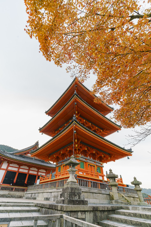 The scenery of Otowa-san Kiyomizu-dera in fall color, Kyoto, Japanのeditorial素材