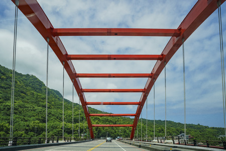 Hualien, AUG 14: The big red bridge on AUG 14, 2017 at Hualien, Taiwanのeditorial素材