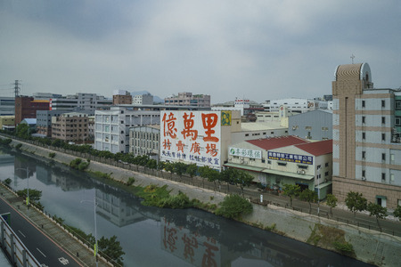 Taipei, AUG 19: The scenic on the way to Taoyuan Airport MRT station on AUG 19, 2017 at Taipei, Taiwanのeditorial素材