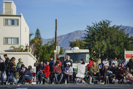 Pasadena,  JAN 1: Many people waiting for the famous Tournament of the famous Rose Parade - America's New Year Celebration on JAN 1, 2017 at Pasadena, California, United Statesのeditorial素材