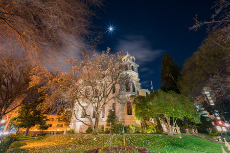 Exterior night view of the beautiful Mansion Court at Sacramentoのeditorial素材