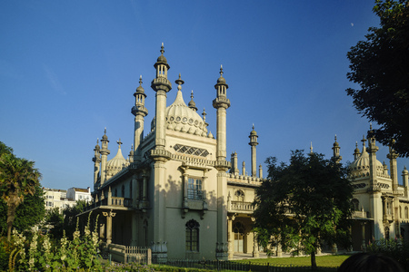 The famous and historical Pavilion Gardens at Brighton, United Kingdomのeditorial素材