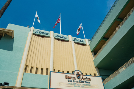 Los Angeles, APR 8: Exterior view of the Santa Anita Park on APR 8, 2018 at Los Angeles, Californiaのeditorial素材