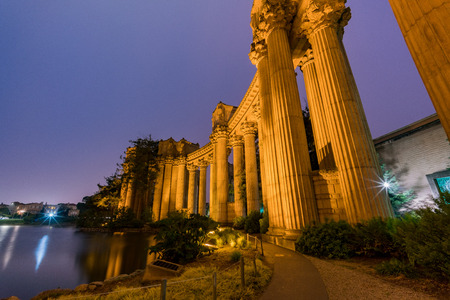 Night view of Palace of Fine Art, San Franciscoのeditorial素材