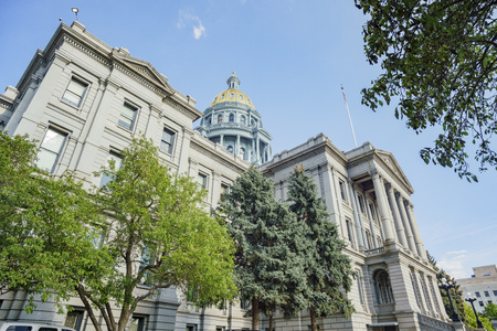 Sunny afternoon view of the historical Colorado State Capitol, United Statesのeditorial素材