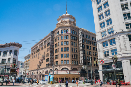 San Francisco, MAY 22: Exterior view of the SHN Golden Gate Theatre on MAY 22, 2017 at San Francisco, Californiaのeditorial素材