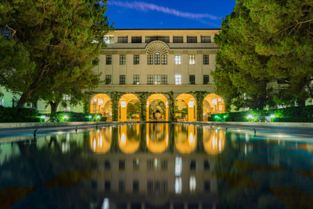 Los Angeles, OCT 5: Night view of the Beckman Institute in Caltech on OCT 5, 2016 at Los Angeles, Californiaのeditorial素材