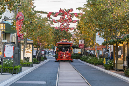 Los Angeles, NOV 26: The beautiful christmas tram in The Americana at Brand on NOV 26, 2018 at Los Angeles, Californiaのeditorial素材
