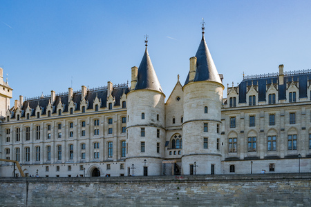 Beautiful cityscape from the famous Seine river at Paris, Franceのeditorial素材