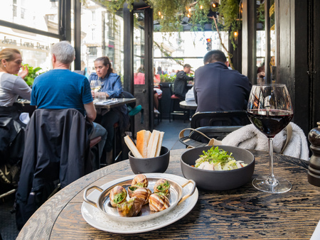 Paris, MAY 7: The famous L'Escargot Montorgueil restaurant is famous for snails on MAY 7, 2018 at Paris, Franceのeditorial素材