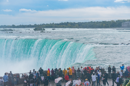 Toronto, SEP 29: Close up of the beautiful Horseshoe Fall with many visitor nearby on SEP 29, 2018 at Toronto, Canadaのeditorial素材