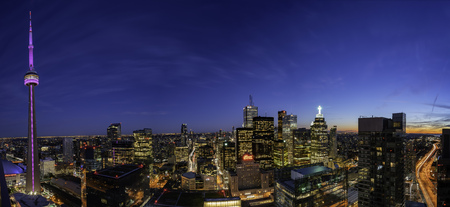 Toronto, SEP 29: Aerial dawn view of the downtown cityscapecityscape with CN Tower on SEP 29, 2018 at Toronto, Canadaのeditorial素材