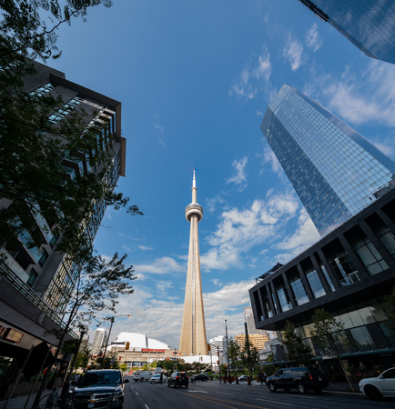 Toronto, SEP 29: Looking up the CN Tower from downtown on SEP 29, 2018 at Toronto, Canadaのeditorial素材