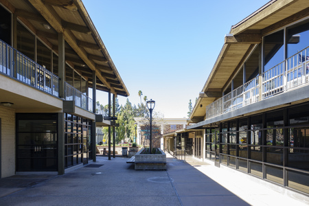 Redlands, MAR 20: Exterior view of the Redlands Civic Center on MAR 20, 2019 at Redlands, Californiaのeditorial素材