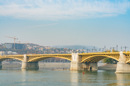 Morning view of Margaret Bridge and River Danube at Budapest, Hungaryのeditorial素材