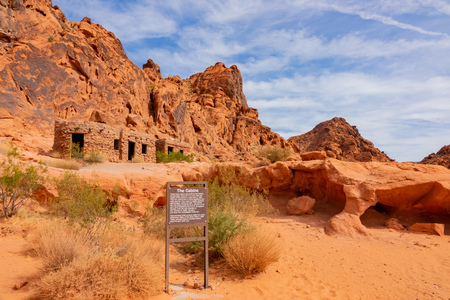 Historical cabins in the Valley of Fire State Park at Nevadaのeditorial素材