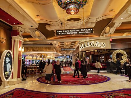 Las Vegas, DEC 17:  Interior view of The Wynn Casino on DEC 17, 2019 at Las Vegas, Nevadaのeditorial素材
