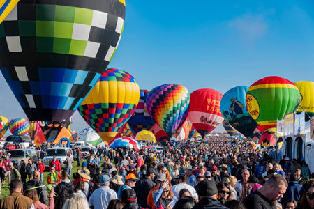 Albquerque, OCT 4: Morning view of the famous Albuquerque International Balloon Fiesta event on OCT 4, 2019 at Albquerque, New Mexicoのeditorial素材