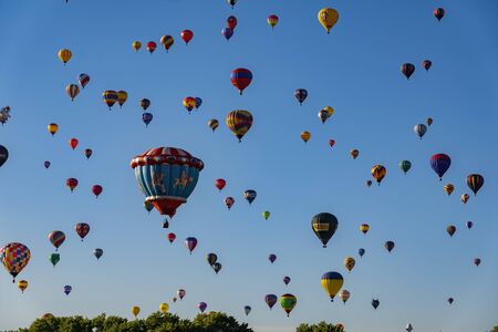 Albquerque, OCT 5: Morning view of the famous Albuquerque International Balloon Fiesta event on OCT 5, 2019 at Albquerque, New Mexicoのeditorial素材