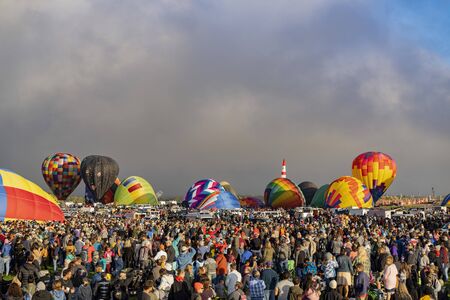Albquerque, OCT 4: Morning view of the famous Albuquerque International Balloon Fiesta event on OCT 4, 2019 at Albquerque, New Mexicoのeditorial素材