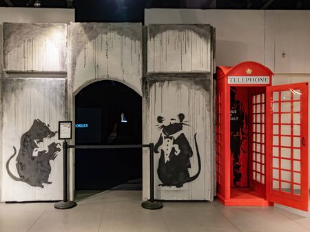 Las Vegas, Jan 26: Red telephone booth art display on JAN 26, 2020 at Las Vegas, Nevadaのeditorial素材