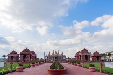 Chino, JAN 16: Workers were working in the famous BAPS Shri Swaminarayan Mandir on JAN 16, 2020 at Chino, Californiaのeditorial素材