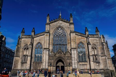 Edinburgh, JUL 11: Exterior view of the St Giles' Cathedral on JUL 11, 2011 at Edinburghのeditorial素材